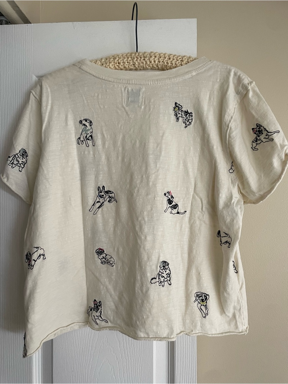 Anthropologie Caitlin Boxy T-Shirt by Maeve - Embroidered Edition - Dogs - Sz L - Picture 8 of 10